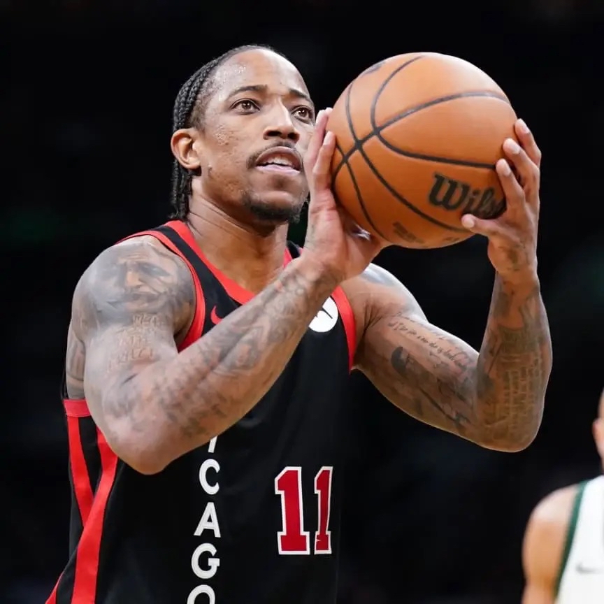 集结日芝加哥公牛绝杀压哨——欧冠节点到来；更衣室稳定；细节决定成败(韦德绝杀公牛集锦)