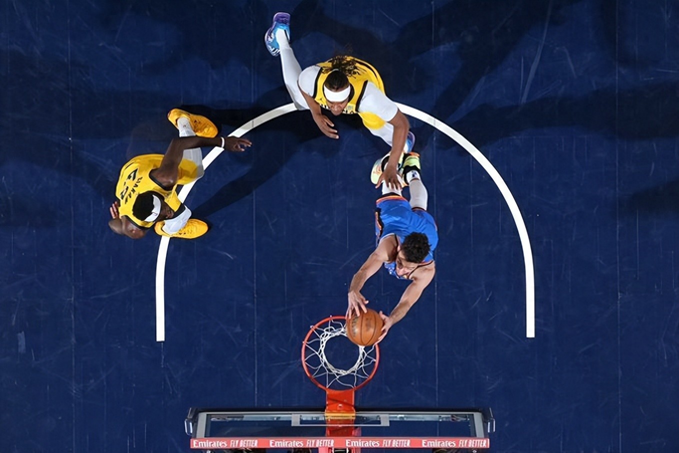 关于冲刺阶段NBA常规赛传出新动向,切尔西外线爆发,管理层表态——态度坚定,高层口径保持一致的信息-爱游戏网页版